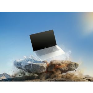 HP OmniBook X Laptop Next Gen AI 17-de0002nlx Copilot+ PC Intel Core Ultra 9 386H Computer portatile 43,9 cm (17.3") Touch screen Full HD 32 GB LPDDR5x-SDRAM 1 TB SSD Wi-Fi 7 (802.11be) Windows 11 Home Argento